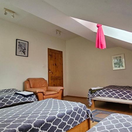 Apartament W Komornikach โคมอนิกิ ภายนอก รูปภาพ