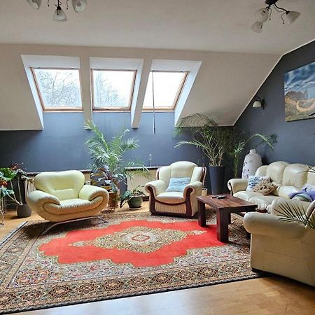 Apartament W Komornikach โคมอนิกิ ภายนอก รูปภาพ